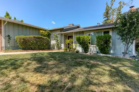 3879 Oro St, Redding, CA 96001 photo 4