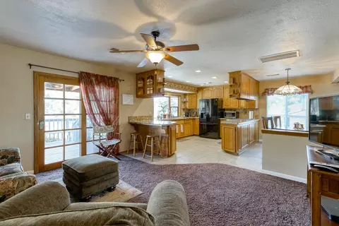 3879 Oro St, Redding, CA 96001 photo 15