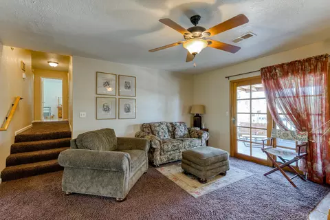 3879 Oro St, Redding, CA 96001 photo 14
