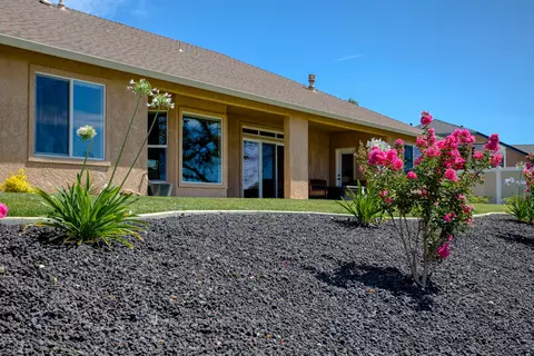 3557 Keel Ct, Redding, CA 96003 photo 4