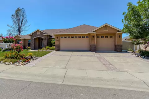 3557 Keel Ct, Redding, CA 96003 photo 1