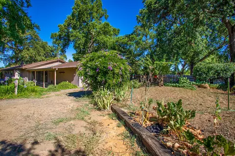 3165 Corto St, Redding, CA 96001 photo 23