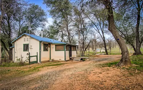 22350 Mirror Valley Ln, Redding, CA 96003 photo 4