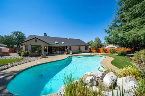 5922 Fairmont Dr, Redding, CA 96003 photo 25