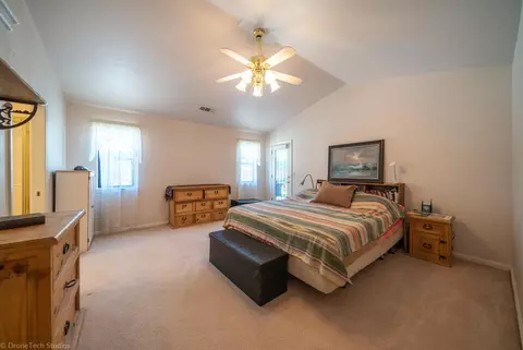 5922 Fairmont Dr, Redding, CA 96003 photo 16