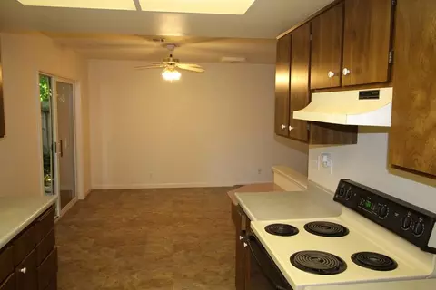 7078 Hemlock St, Redding, CA 96001 photo 7