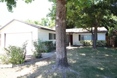 7078 Hemlock St, Redding, CA 96001 photo 1