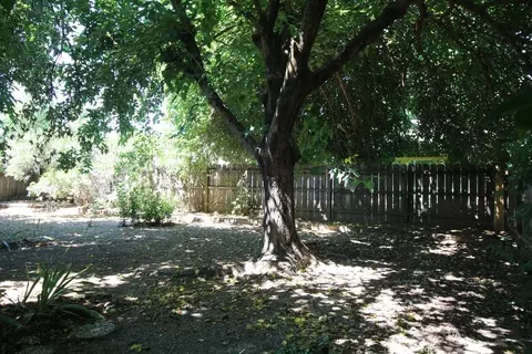 7078 Hemlock St, Redding, CA 96001 photo 9