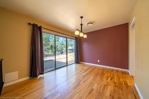 15939 Cindee Ln, Redding, CA 96001 photo 6