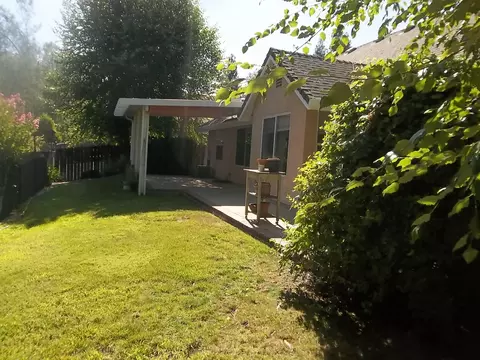 497 Reddington Dr, Redding, CA 96003 photo 17