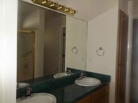 497 Reddington Dr, Redding, CA 96003 photo 8