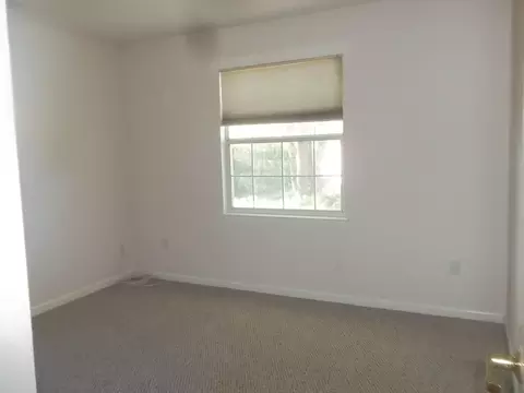 497 Reddington Dr, Redding, CA 96003 photo 10