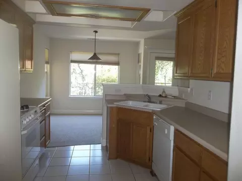 497 Reddington Dr, Redding, CA 96003 photo 6