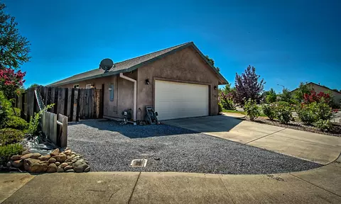 7187 Chancy Ct, Redding, CA 96001 photo 32