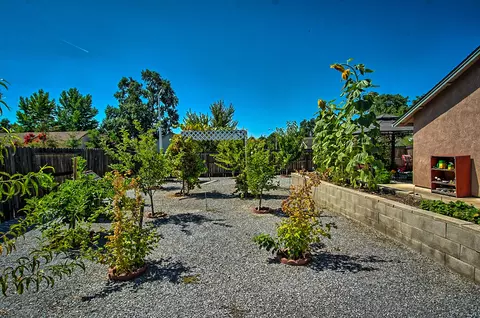 7187 Chancy Ct, Redding, CA 96001 photo 30