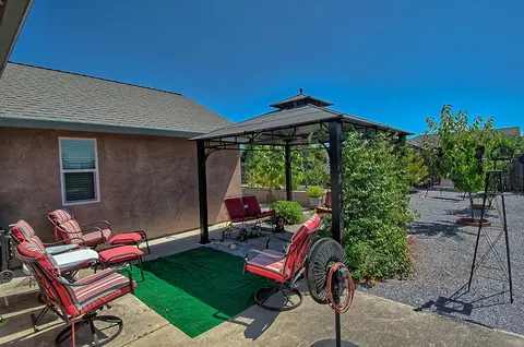 7187 Chancy Ct, Redding, CA 96001 photo 23
