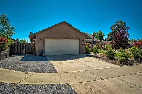 7187 Chancy Ct, Redding, CA 96001 photo 2