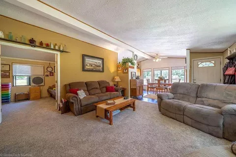 19941 Loop St, Anderson, CA 96007 photo 8