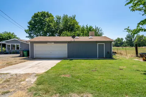 19941 Loop St, Anderson, CA 96007 photo 6