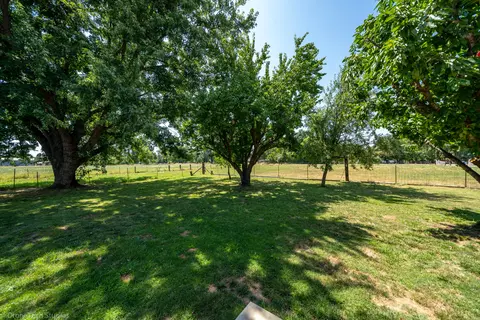 19941 Loop St, Anderson, CA 96007 photo 3