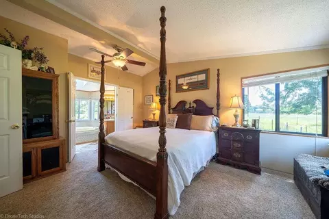 19941 Loop St, Anderson, CA 96007 photo 12