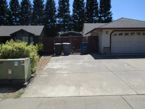 3320 Forest Homes Dr, Redding, CA 96002 photo 2