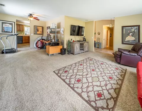 3603 Sunwood Dr, Redding, CA 96002 photo 3