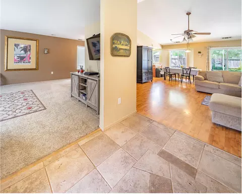 3603 Sunwood Dr, Redding, CA 96002 photo 2