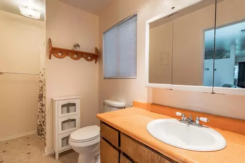 1946 Manchester Dr, Redding, CA 96002 photo 35