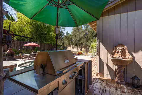 1946 Manchester Dr, Redding, CA 96002 photo 28