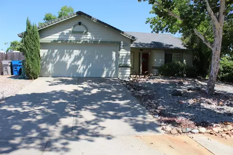 2154 Julian Ct, Redding, CA 96003 photo 1