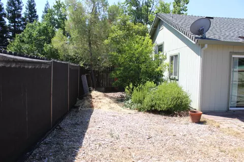 2154 Julian Ct, Redding, CA 96003 photo 14