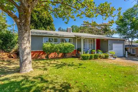 1862 Hartnell Ave, Redding, CA 96002 photo 1