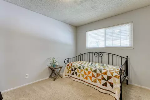 6704 Ferndale Dr, Redding, CA 96001 photo 24