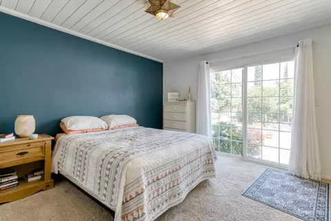 6704 Ferndale Dr, Redding, CA 96001 photo 26