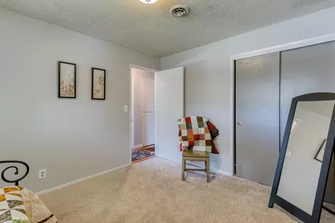 6704 Ferndale Dr, Redding, CA 96001 photo 25