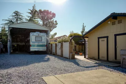 574 Collyer Dr, Redding, CA 96003 photo 40