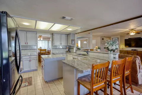574 Collyer Dr, Redding, CA 96003 photo 14