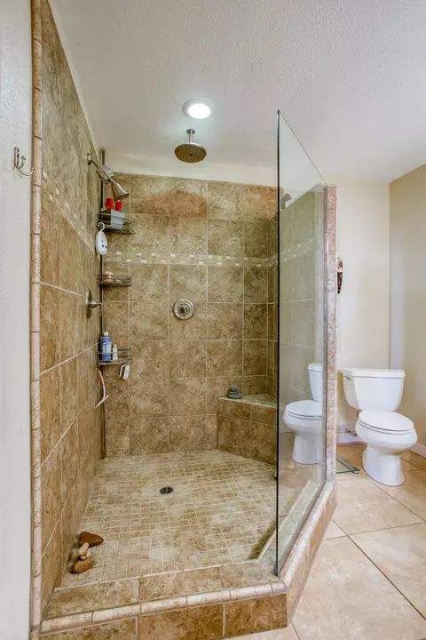 7177 Granada Dr, Redding, CA 96002 photo 41