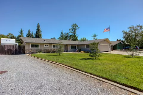 7177 Granada Dr, Redding, CA 96002 photo 4