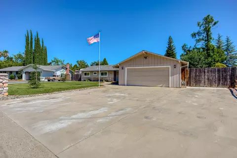 7177 Granada Dr, Redding, CA 96002 photo 5