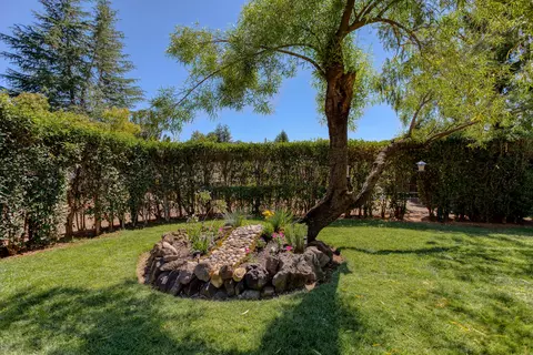 7177 Granada Dr, Redding, CA 96002 photo 13