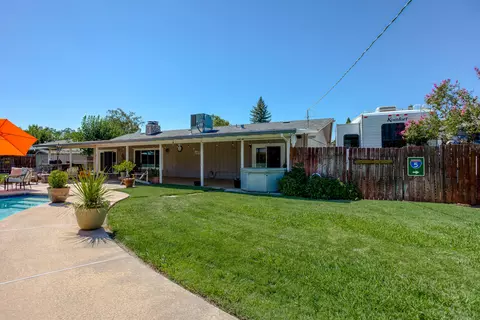 7177 Granada Dr, Redding, CA 96002 photo 17