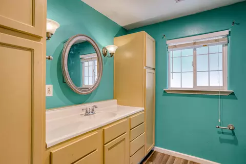 18558 Old Oasis Rd, Redding, CA 96003 photo 37