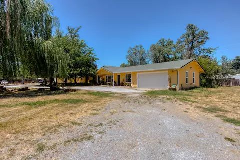 18558 Old Oasis Rd, Redding, CA 96003 photo 2