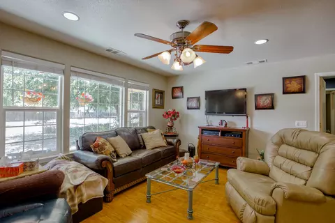 18558 Old Oasis Rd, Redding, CA 96003 photo 5