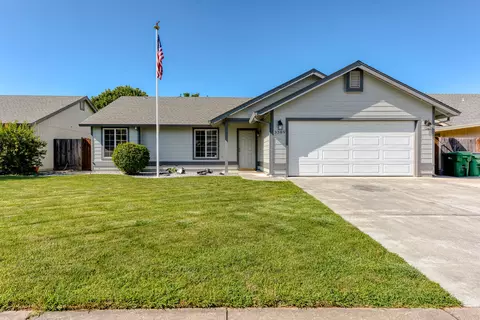 3389 Josh Dr, Anderson, CA 96007 photo 1