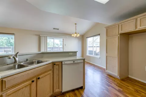 3389 Josh Dr, Anderson, CA 96007 photo 8