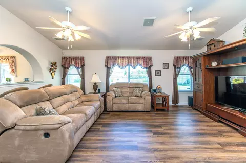 4485 Rose Terrace Dr, Redding, CA 96001 photo 2