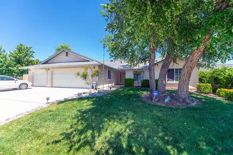 4485 Rose Terrace Dr, Redding, CA 96001 photo 1